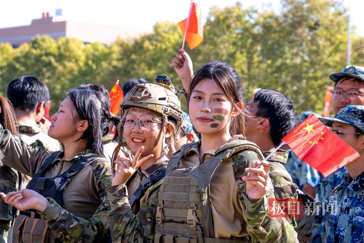 汇演特战队员特写。通讯员 孙奕哲 摄.jpg