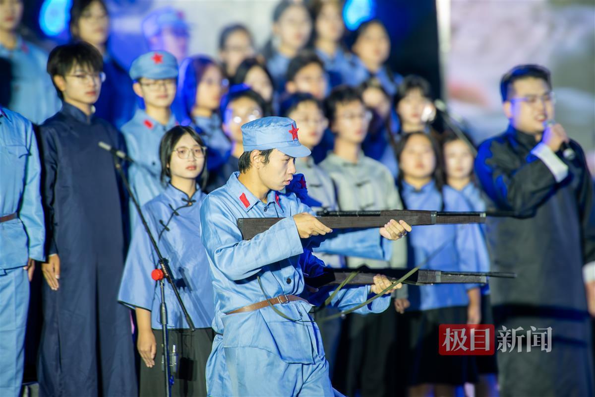 红军战斗。通讯员 陈楷林 摄.jpg